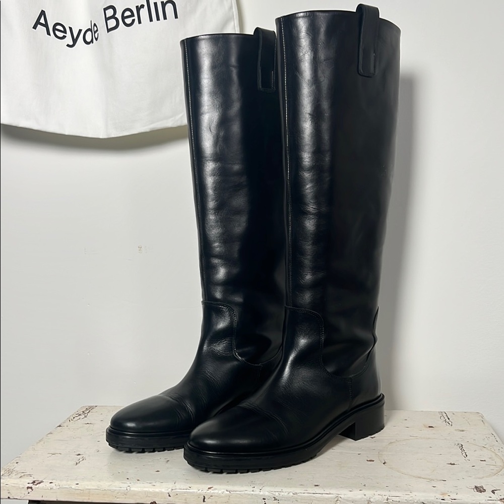 Aeyde Black Leather Knee-High Boots
